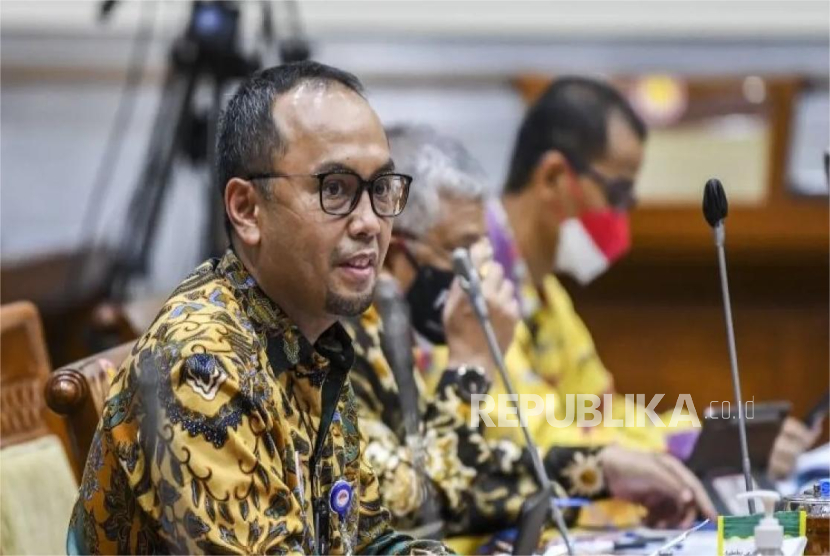 Kepanikan Mahasiswi Mau Bayar UKT Rekening Diblokir dan Kegeraman Mahfud MD ke PPATK