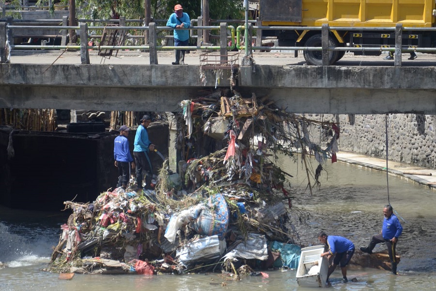 37 Sekolah di Denpasar Rusak Diterjang Banjir