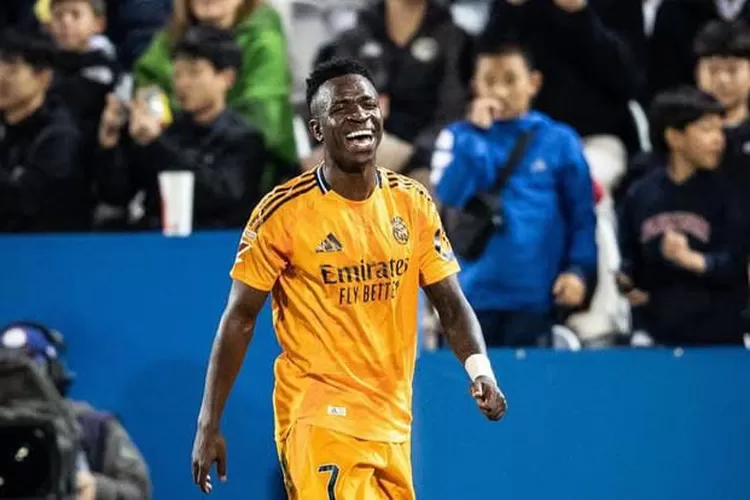 Florentino Perez Akan Jual Vinicius