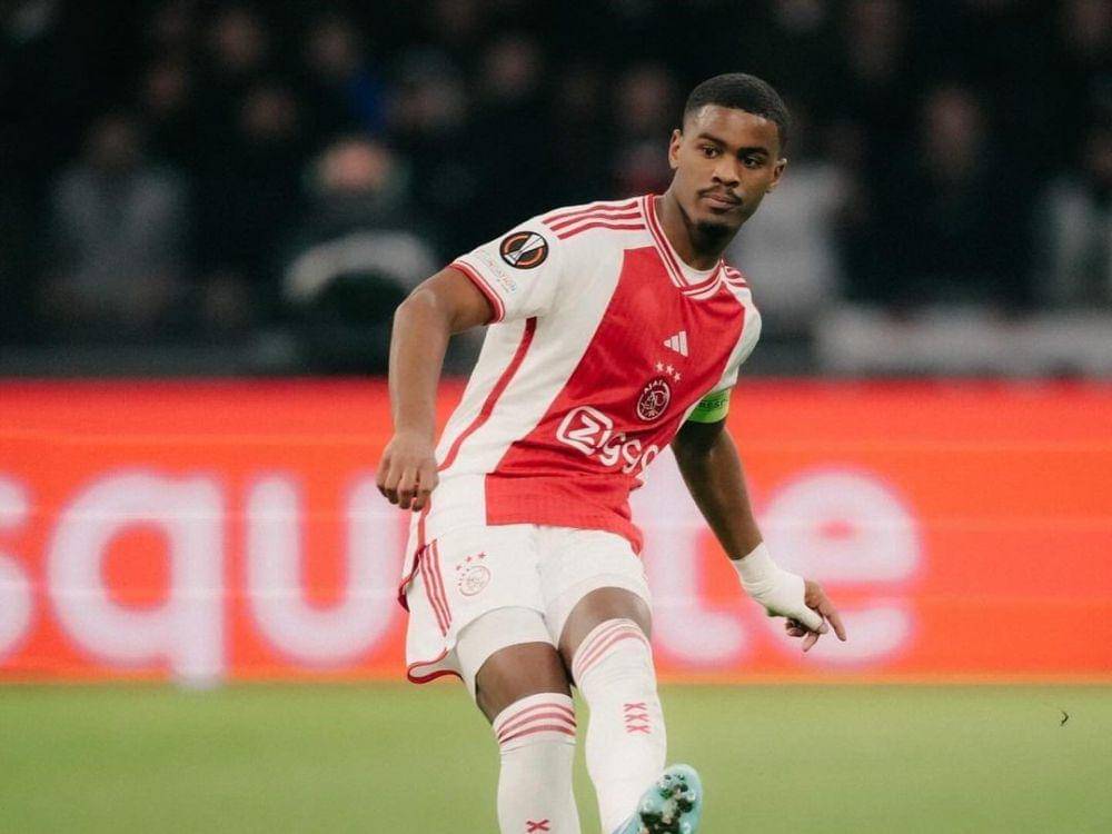 Arsenal Tak Mau Gagal Tengah di Carabao Cup