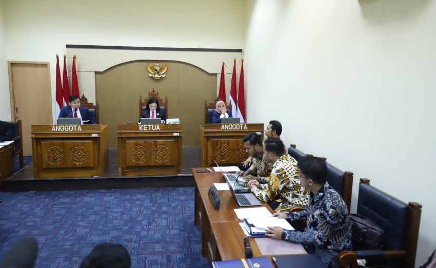 Rizal Fadillah TPUA Tuding UGM Lindungi Jokowi, Sembunyikan Informasi Akademik Jokowi
