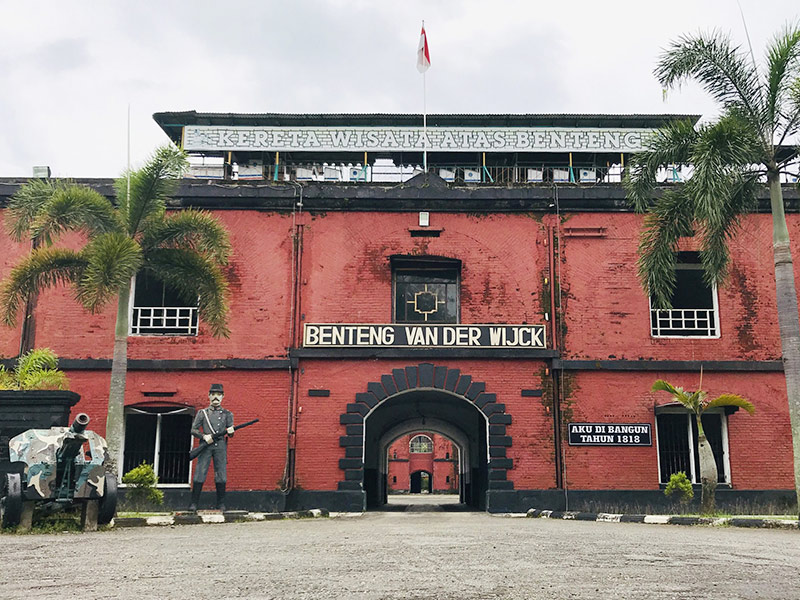 Video: Viral Aksi KUA Pati Turun ke Jalan Ajak Warga Menikah