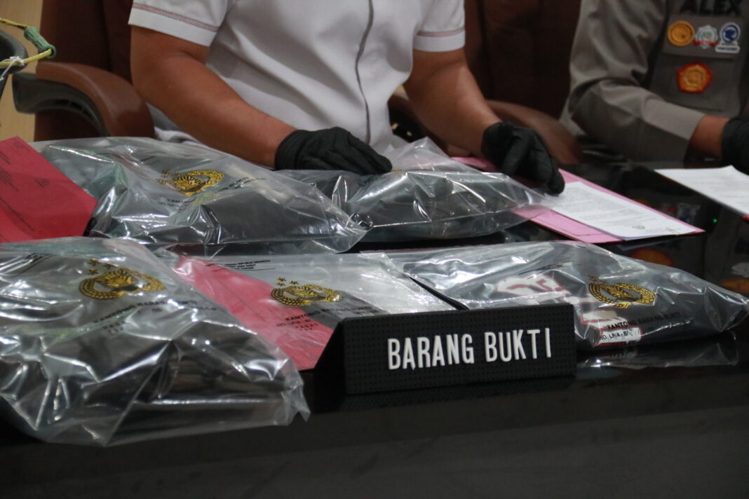 Polres Cianjur Ungkap Kasus Oknum PPPK Terjerat Judi Online, Aniaya Lansia dan Gasak Harta Ratusan Juta Rupiah