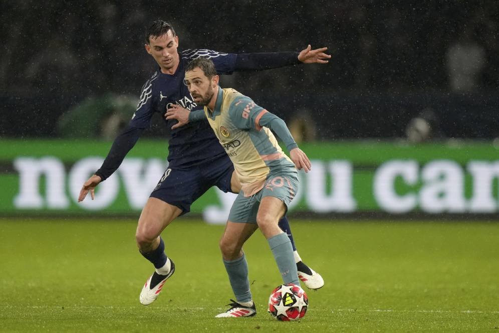 Bernardo Silva Protes Man City Tak Dapat Penalti